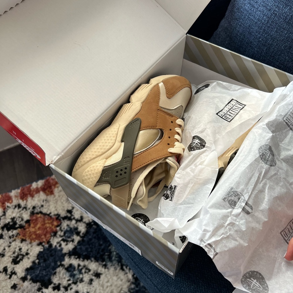 Nike Huarache LE - Desert Oak - Picture 3 of 9